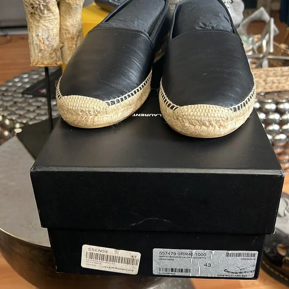 Saint Laurent shoes - Picture 5 of 5